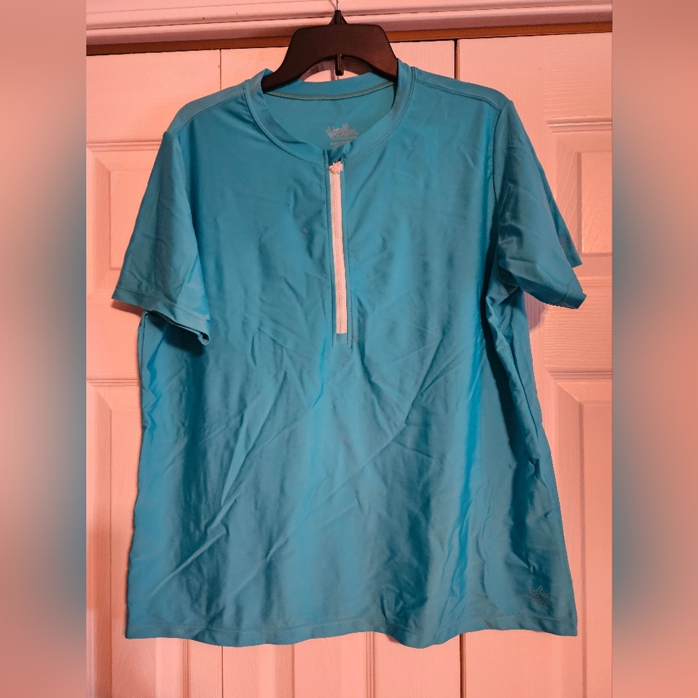 NWT UV Skinz top